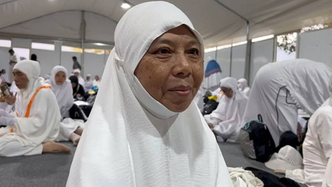 Suparni, jemaah haji asal Salatiga. Foto: Salmah Muslimah/kumparan