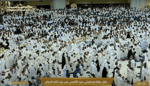 Salat Idul Adha di Masjidil Haram, Minggu (16/6/2024) Foto: Youtube @qurantvsa