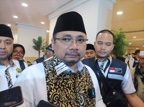 Menteri Agama (Menag) Yaqut Cholil Qoumas saat menghadiri acara Malam Apresiasi Petugas Penyelenggara Ibadah Haji (PPIH) di Makkah, Rabu (19/6/2024) malam. Foto: Salmah Muslimah/kumparan