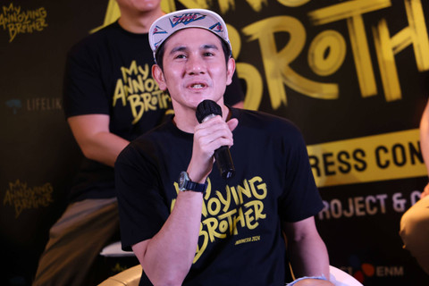 Artis Vino G Bastian saat konferensi pers film My Annoying Brother di kawasan Cilandak, Jakarta, Jumat (21/6/2024). Foto: Dok. Agus Apriyanto
