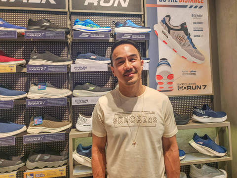 Aktor Joe Taslim saat ditemui di acara pembukaan toko Skechers di Senayan City Mall, Jumat (21/6). Foto: Ela Nurlaela/kumparan
