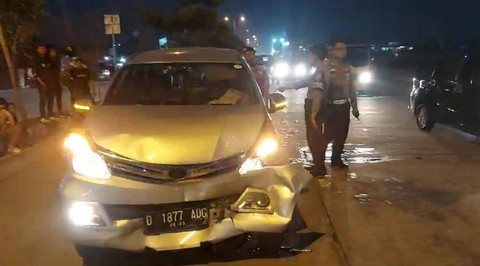 Empat mobil terlibat kecelakaan beruntun di dekat Exit Tol Soroja, Soreang, Kabupaten Bandung, Sabtu (22/6/2024). Foto: Dok. Istimewa