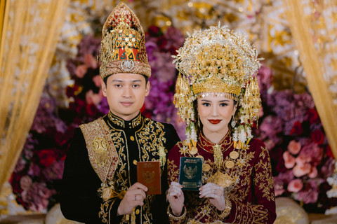Foto pernikahan Beby Tsabina dan Rizki Natakusumah. Foto: Dok. Bridestory