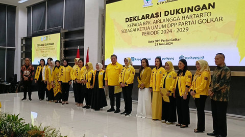 Deklarasi KPPG dukung Airlangga Hartarto maju kembali jadi Ketum Partai Golkar di kantor DPP Partai Golkar, Slipi, Jakarta Barat, Minggu (23/6/2024). Foto: Fadlan Nuril Fahmi/kumparan