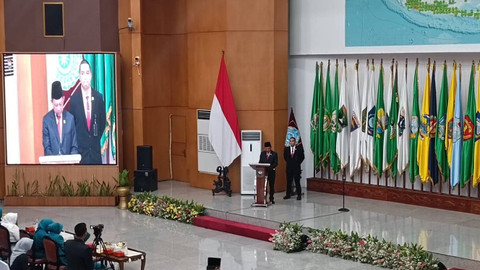 Menteri Dalam Negeri Tito Karnavian dalam acara pelantikan Pj Gubernur Sumut, Sumsel dan NTB di kantor Kemendagri, Jakarta Pusat, Senin (24/6/2024). Foto: Fadlan Nuril Fahmi/kumparan