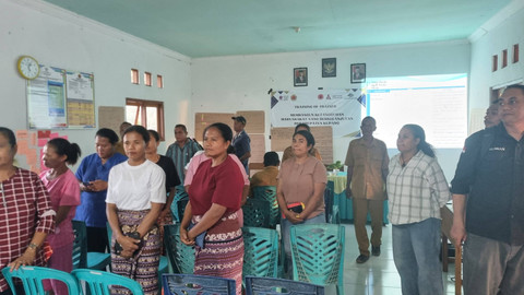 Pelatihan membangun ketangguhan Desa oleh CIS Timor, BPBD, SIAP SIAGA, dan Pemerintah Australia di Desa Tanah Putih, Kabupaten Kupang, Nusa Tenggara Timur. Foto: Priscilla Brenda/kumparan