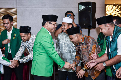 Plt Ketum PPP Muhamad Mardiono membuka kegiatan Musyawarah Kerja Wilayah (Mukerwil) DPW PPP Jambi, di BW Hotel Jambi, Jumat (28/6/2024). Foto: Dok. Istimewa