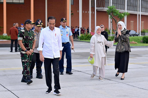 Presiden Joko Widodo bersama Ibu Negara Iriana Joko Widodo kunjungan kerja ke Sulawesi Selatan, Kamis (4/7/2024). Foto: Muchlis Jr/Biro Pers Sekretariat Presiden