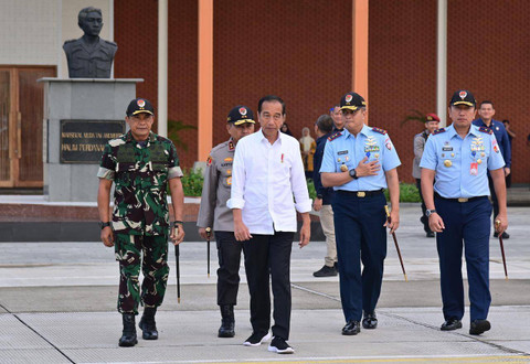 Presiden Joko Widodo bersama Ibu Negara Iriana Joko Widodo kunjungan kerja ke Sulawesi Selatan, Kamis (4/7/2024). Foto: Muchlis Jr/Biro Pers Sekretariat Presiden