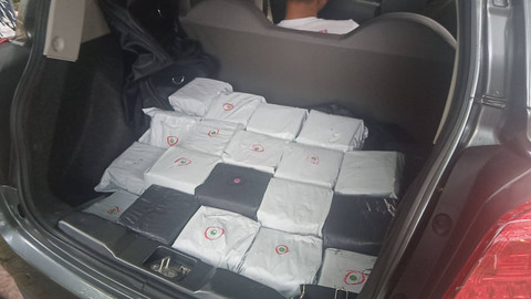 Pengungkapan kasus peredaran 45 kilogram sabu di Bintaro, Tangerang Selatan.  Foto: Dok. Istimewa