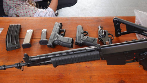 Barang bukti senjata api yang berhasil diamankan Polisi. | Foto: Dok Humas Polres Lampung Tengah