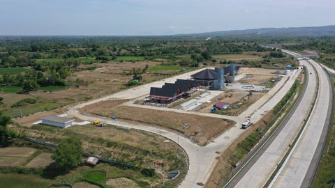 Dua Ruas Jalan Tol Trans Sumatera (JTTS), Jalan Tol Ruas Padang - Sicincin  di Provinsi Sumatra Barat dan Tol Ruas Sigli-Banda Aceh Seksi I Padang Tidji - Seulimum di Provinsi Aceh. Foto: Hutama Karya
