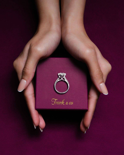 Frank Fire Alegria Deluxe Edition, salah satu cincin berlian Frank & co. yang terbuat dari natural diamond. Foto: Instagram @franknco_id
