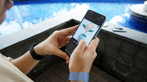 Samsung Galaxy Z Flip 6. Foto: Kevin S. Kurnianto/kumparan