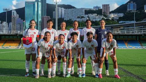 Timnas Wanita Indonesia saat melawan Hong Kong di Hong Kong FC Stadium, Kamis (11/7). Foto: Dok. Timnas Indonesia