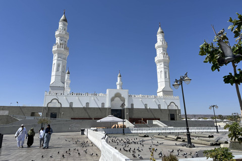 Masjid Quba, masjid pertama yang dibangun Nabi Muhammad saat hijrah dari Makkah ke Madinah. Foto: Salmah Muslimah/kumparan