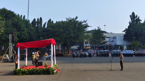 Apel gelar pasukan Operasi Patuh Jaya 2024 di Lapangan Polda Metro Jaya, Senin (15/7/2024). Foto: Jonathan Devin/kumparan