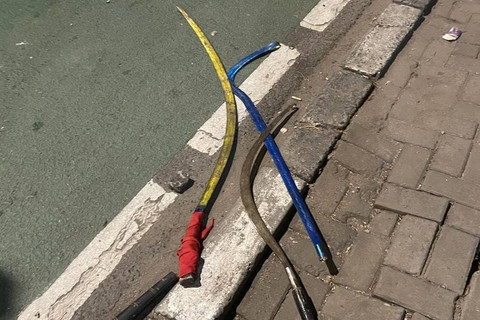 Barang bukti yang diamankan saat tawuran di Duren Sawit, Jakarta Timur. Foto: Dok. Istimewa