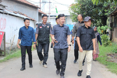 Bawaslu kabupaten Pesawaran saat melakukan pengawasan coklit di Kabupaten Pesawaran. | Foto: Istimewa