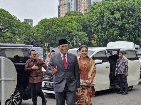 Aspri Prabowo, Sudaryono jelang pelantikan di Kompleks Istana Kepresidenan, Jakarta, Kamis (18/7/2024).  Foto: Nadia Riso/kumparan