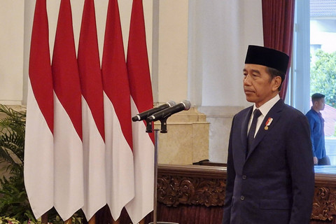 Presiden Joko Widodo melantik tiga Wakil Menteri di Istana Negara, Jakarta, Kamis (18/7/2024). Foto: Nadia Riso/kumparan