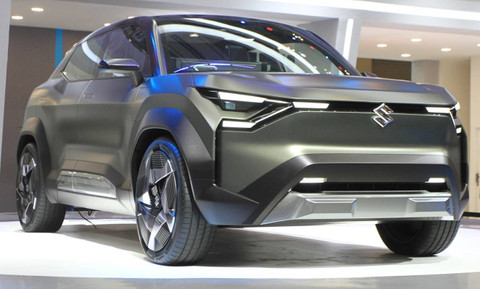 Mobil listrik konsep Suzuki eVX tebar pesona di pameran GIIAS 2024.  Foto: dok. Suzuki