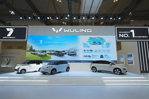 Wuling Motors rayakan eksistensi ke-7 tahun di Indonesia lewat pameran otomotif GIIAS 2024. Foto: Wuling Motors