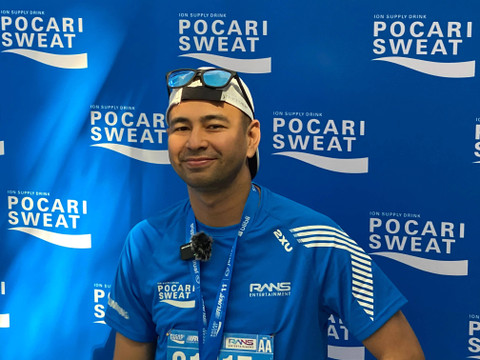 Raffi Ahmad dalam acara Pocari Sweat Run 2024. Foto: Azrumi Ghazali/kumparan