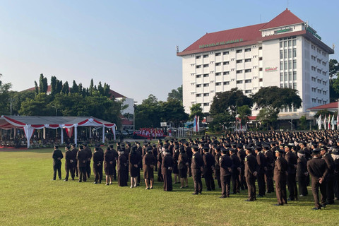 Suasana upacara Hari Bakti Adhyaksa ke-64 di Badan Diklat Kejaksaan RI, Ragunan, Jakarta Selatan, Senin (22/7/2024). Foto: Fadhil Pramudya/kumparan
