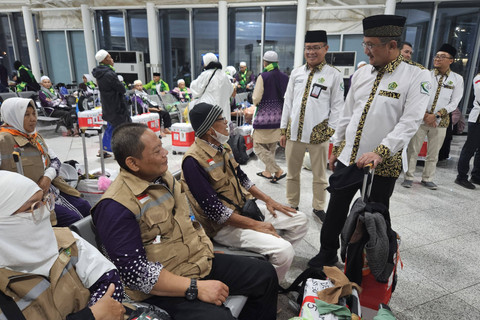 Pemulangan jemaah haji Kloter KJT-30 yang merupakan kloter terakhir ke Tanah Air dari Bandara Amir Muhammad bin Abdul Aziz (AMMA) Madinah, Arab Saudi menuju Bandara Kertajati di Jawa Barat, Indonesia, Senin (22/7/2024). Foto: MCH 2024