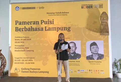 Ketua Pelaksana Festival seni bahasa Lampung Alexander GB | Foto : Dona / Magang Lampung Geh