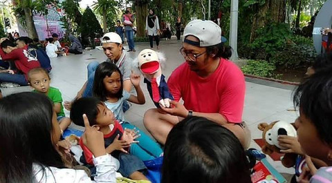 Kisah Bahana Dirikan Perpustakaan Boneka, Berawal Ingin Bahagiakan Sang Anak