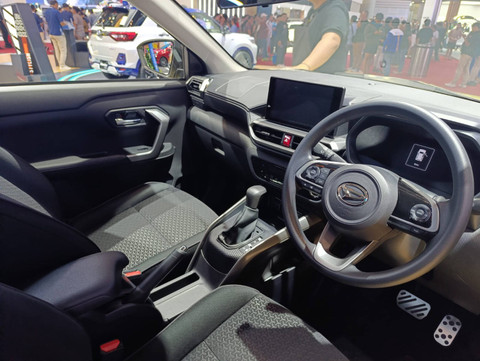 Daihatsu Rocky Crossfield yang tampil di GIIAS 2024. Foto: Fitra Andrianto/kumparan