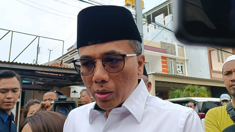 Sekjen PPP, Arwani Thomafi mendatangi rumah duka Hamzah Haz di Jalan Tegalan, Matraman, Jakarta Timur, Rabu (24/7). Foto: Fadlan Nuril Fahmi/kumparan