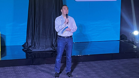 Chief Operating Officer (COO) GoTo Hans Patuwo dalam Konferensi Pers Peluncuran Aplikasi Gopay Merchant di Kantor GoTo, Jakarta Selatan, Kamis (25/7/2024).  Foto: Widya Islamiati/kumparan