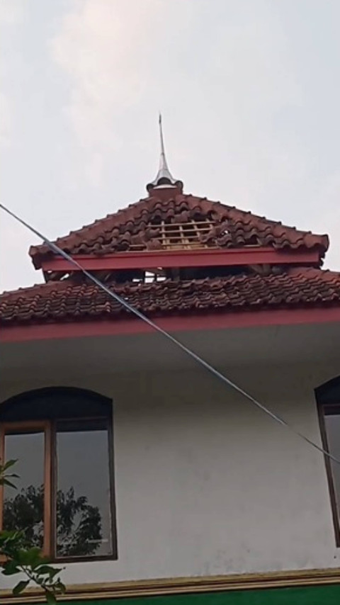 Dampak gempa 4,1 magnitudo di Kabupaten Kuningan pada Kamis (25/7/2024). Foto: Dok. Istimewa