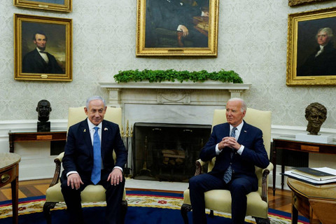 Kunjungan Perdana Menteri Israel, Benjamin Netanyahu diterima Presiden AS, Joe Biden di Gedung Putih, Kamis (25/7) Foto: Elizabeth Frantz/REUTERS