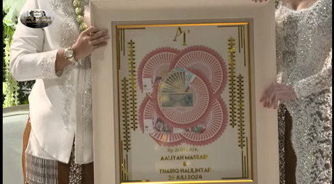 Mahar Aaliyah Massaid dan Thariq Halilintar. Foto: YouTube Thariq Halilintar