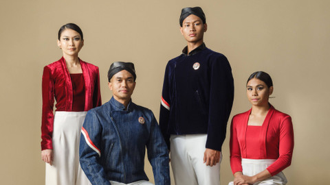 Seragam defile Tim Indonesia di opening ceremony Olimpiade Paris 2024. Foto: NOC Indonesia/Naif Muhammad Al as/Canon Indonesia