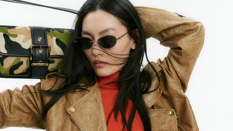 Jangan sampai kelewatan promo menarik dari acara Ladies Day Out Fashion Soiree pada Minggu (3/8) mendatang. Foto: Michael Kors