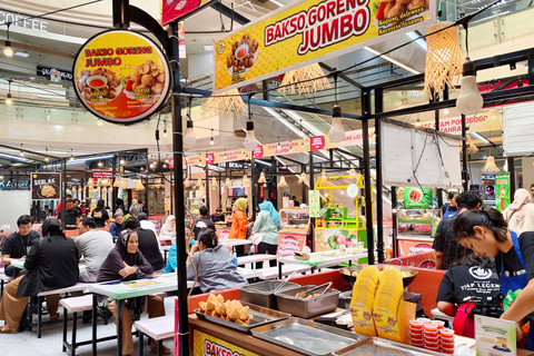 Cibubur Junction mengadakan festival kuliner Indonesia 'Kampung Kuliner Nusantara Vol.3' di main atrium sampai 4 Agustus 2024. Foto: Dok Istimewa