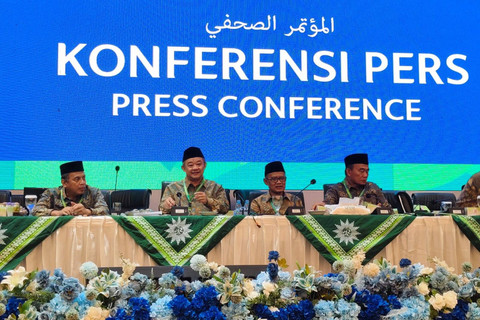 Pimpinan Pusat Muhammadiyah menggelar konferensi pers usai Konsolidasi Nasional Muhammadiyah di Universitas 'Aisyiyah Yogyakarta (Unisa), Kabupaten Sleman, Minggu (28/7/2024). Foto: Arfiansyah Panji Purnandaru/kumparan