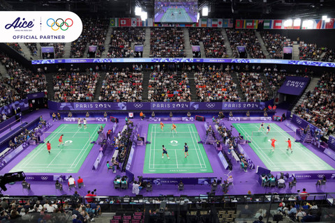 Atletik bertanding pada laga penyisihan grup bulu tangkis Olimpiade Paris 2024 di Paris, Prancis, Sabtu (27/7/2024). Foto: Kin Cheung/AP Photo