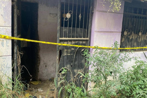 Kondisi rumah yang ditemukan dua kerangka ibu dan anak di Ngamprah, Kabupaten Bandung Barat, Senin (29/7/2024). Foto: Dok Istimewa