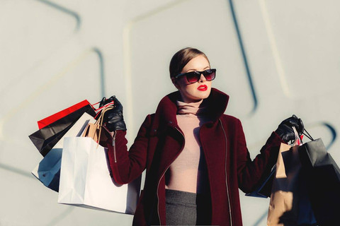 Ilustrasi Brand Fashion Asal Amerika. Foto: Pexels