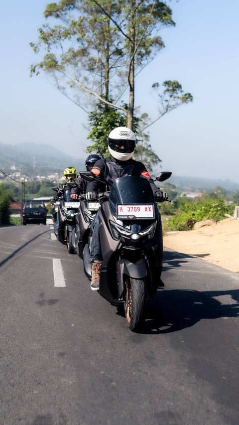 Rangkaian media test ride Tour Boemi Nusantara dengan Yamaha NMax 'Turbo' Jakarta-Yogyakarta. Foto: YIMM