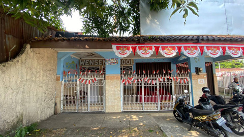 Lokasi penganiayaan balita oleh pemilik daycare di Depok. Daycare tersebut kini tutup, Rabu (31/7/2024). Foto: Dok. kumparan
