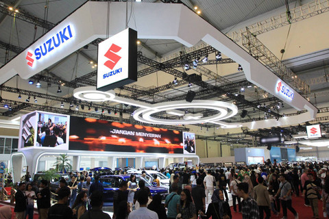 Suasana booth Suzuki di GIIAS 2024. Foto: dok. SIS