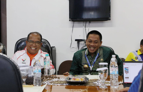 Pj Gubernur Lampung Samsudin bersama Kepala Dinas Pemuda dan Olahraga Provinsi Lampung, Desca Tama Paksi Moeda | Foto : Adpim