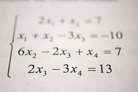 Ilustrasi untuk Kunci Jawaban Matematika Kelas 8 Halaman 24. Sumber: Unsplash/Antoine Dautry